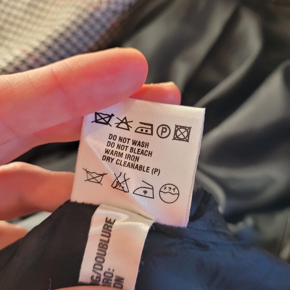 Escada Wool Cashmere Silk Blend Houndstooth Blazer - Size 40 - Picture 8 of 11